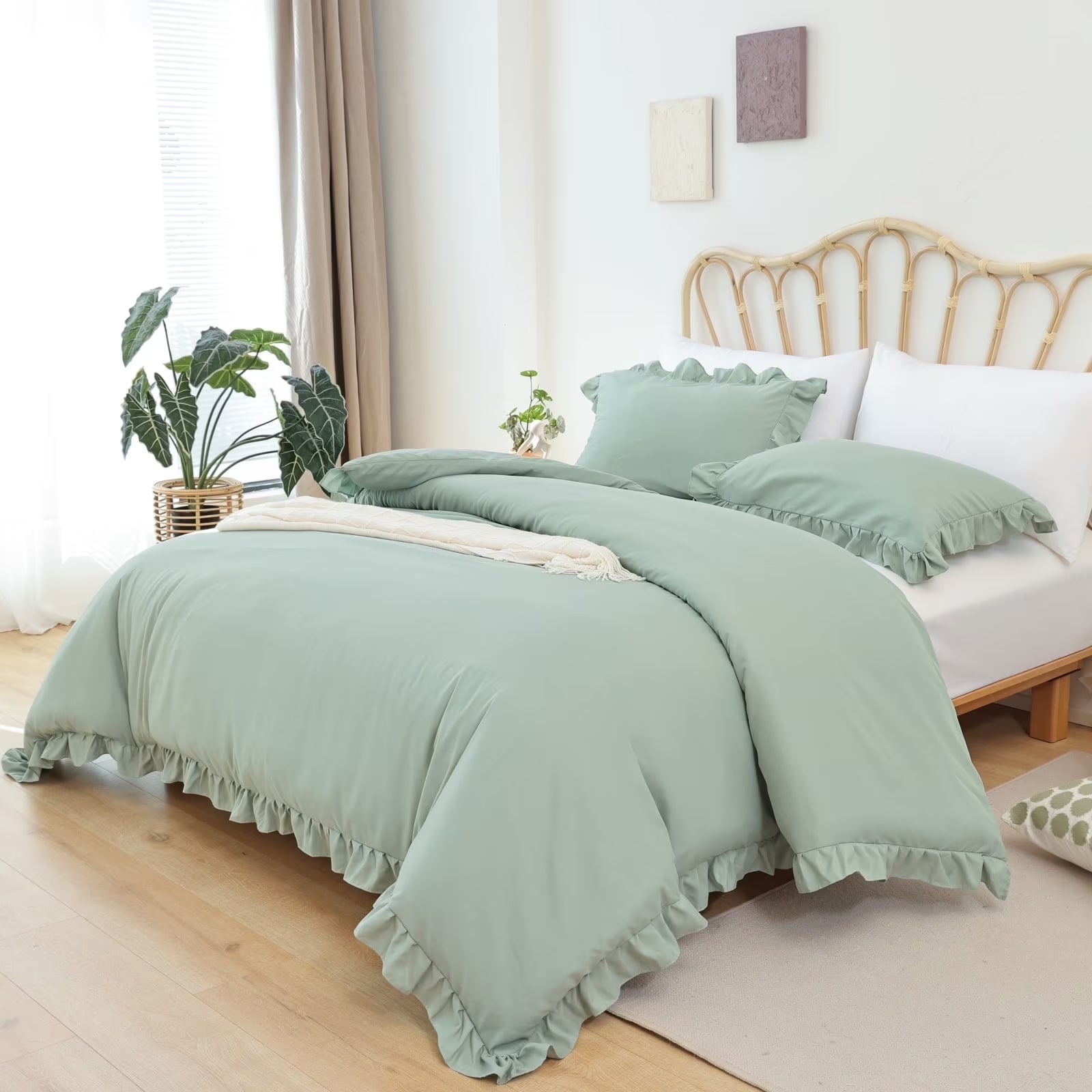 Queen Comforter Set for Adult, 3 Piece Ruffle Green Comforter Sets All Season